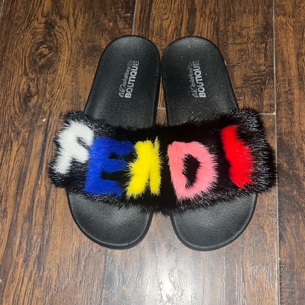 Multi color fendi slids NOT authentic